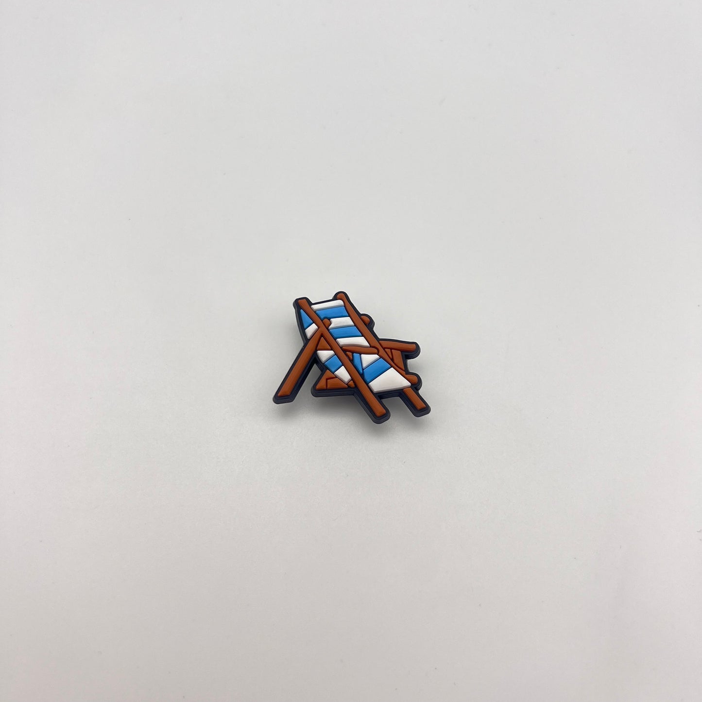 DECK CHAIR - CROC CHARM (054)