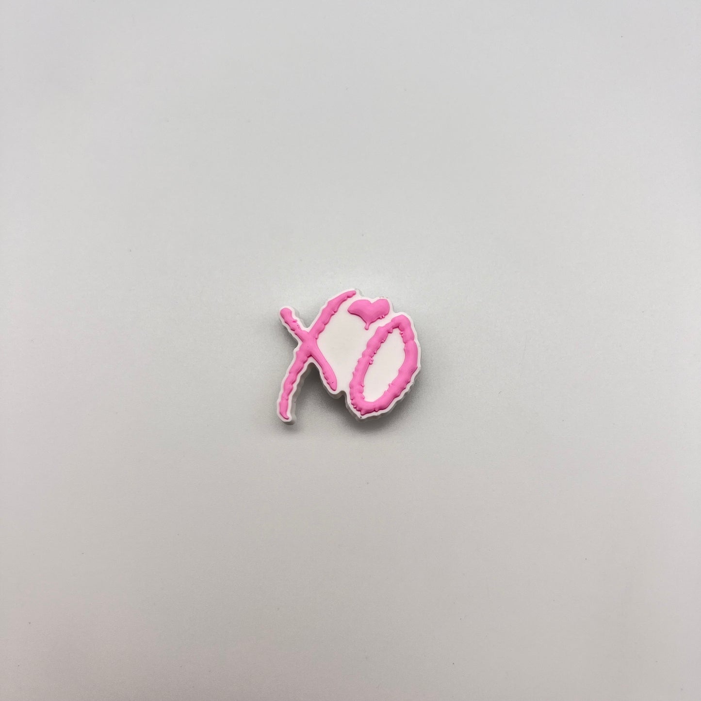 PINK XO - CROC CHARM (244)