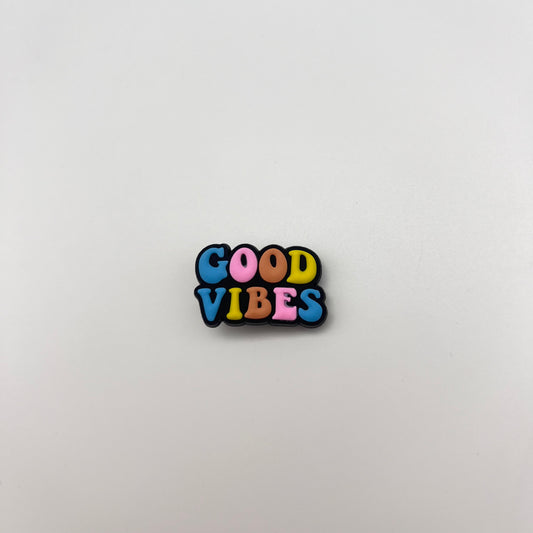 GOOD VIBES - CROC CHARM (381)